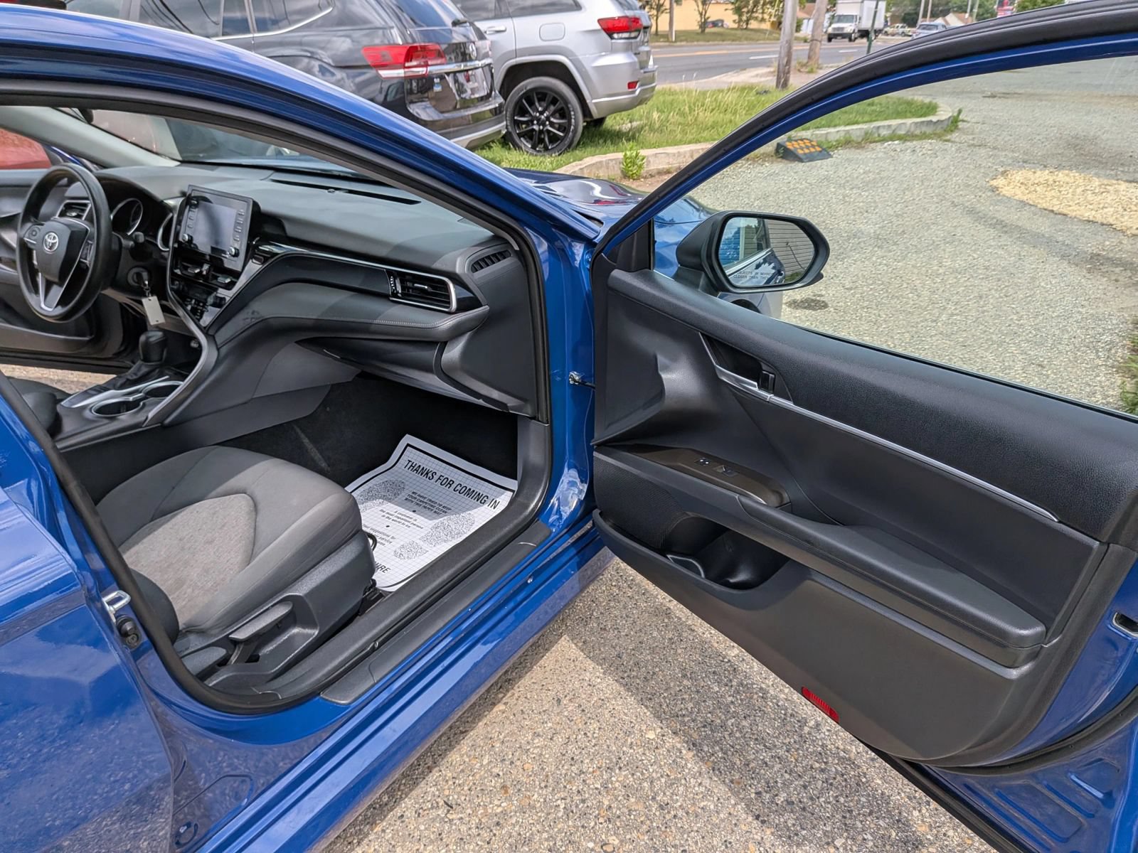 Used 2023 Toyota Camry LE FWD image 31