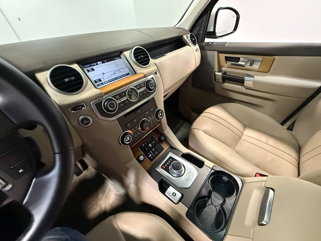 Used 2016 Land Rover LR4 HSE AWD/4WD image 86