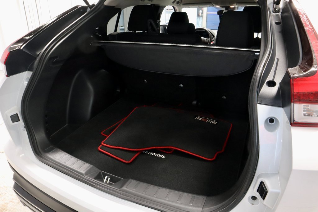 Used 2024 Mitsubishi Eclipse Cross Ralliart image 14