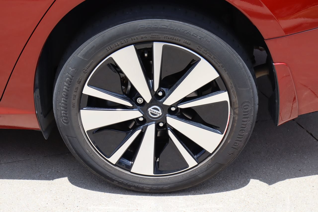 Used 2022 Nissan Altima 2.5 SV AWD/4WD image 26
