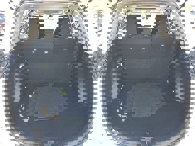 Used 2018 Toyota RAV4 XLE image 5