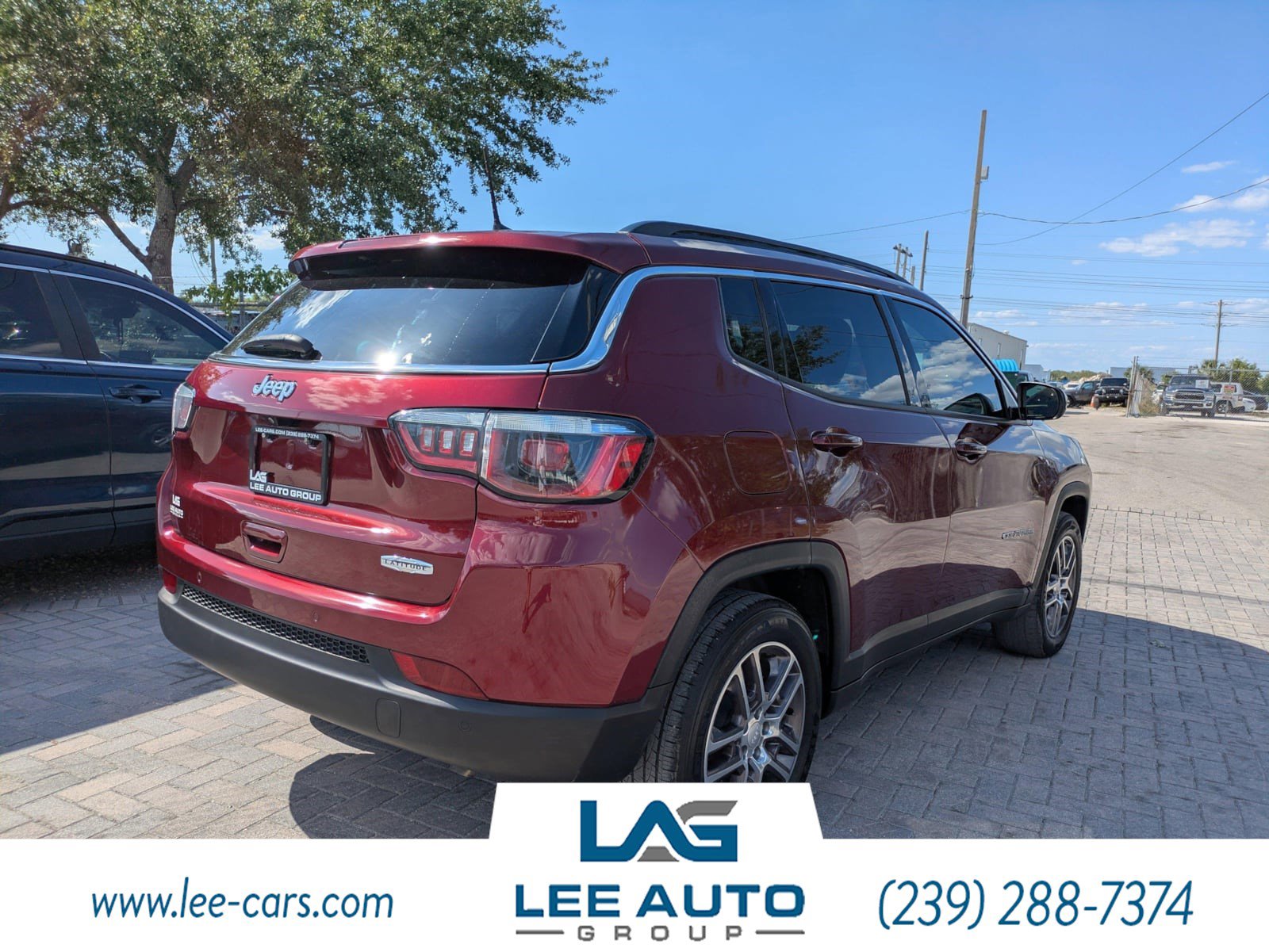 Used 2020 Jeep Compass Latitude FWD image 3