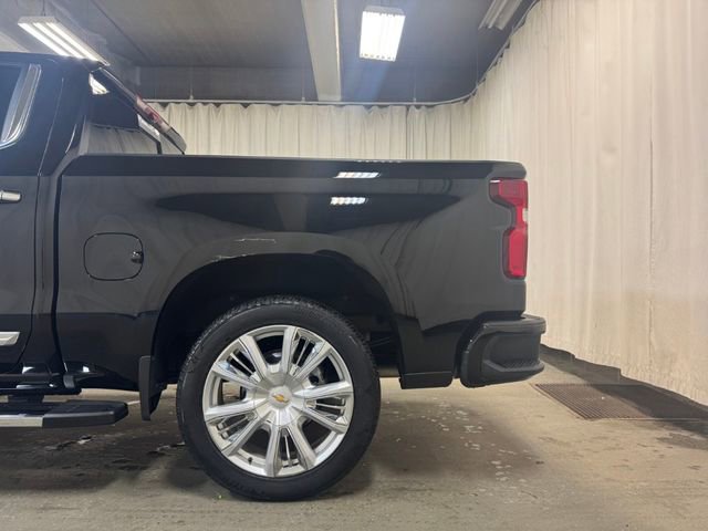 Used 2025 Chevrolet Silverado 1500 High Country w/ High Country Premium Package image 11