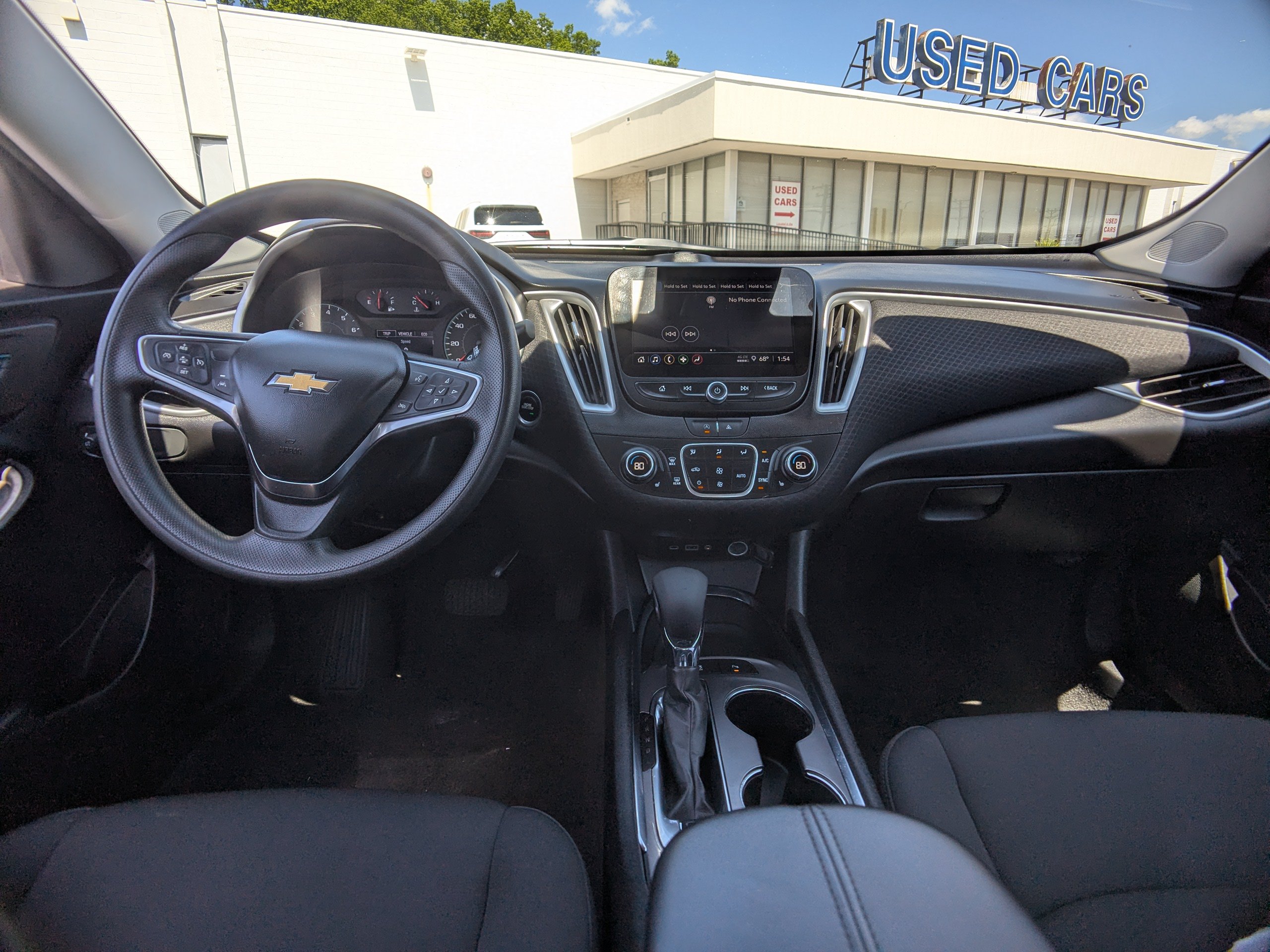 Used 2024 Chevrolet Malibu LT FWD image 16