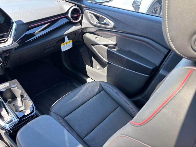 New 2026 Chevrolet Trax RS w/ Sunroof Package FWD image 9