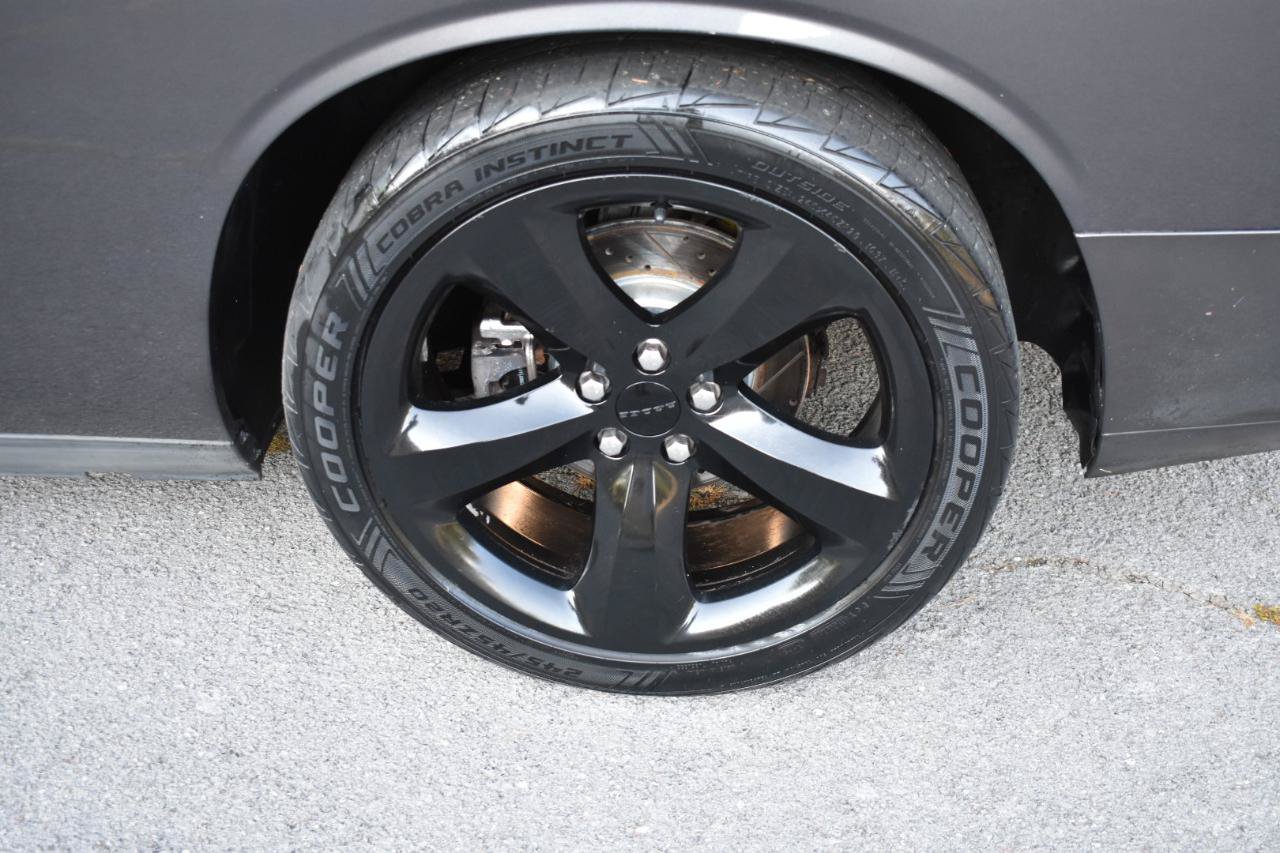 Used 2014 Dodge Challenger R/T w/ Blacktop Package RWD image 32