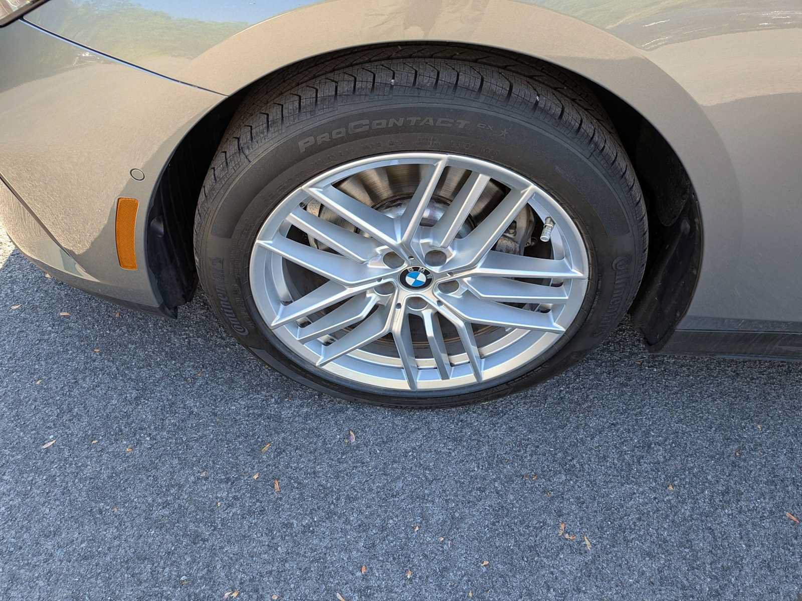 Certified 2024 BMW 530i xDrive w/ Premium Package AWD/4WD image 25
