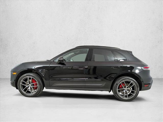 Certified 2025 Porsche Macan S video 2