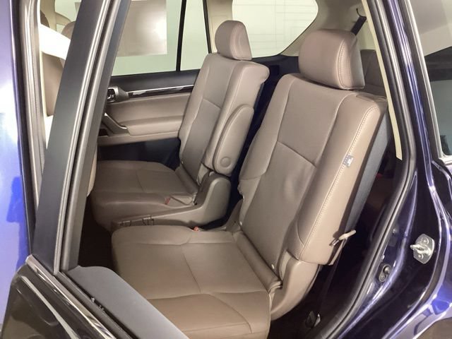 Certified 2023 Lexus GX 460 Luxury w/ Sport Design Package AWD/4WD image 34