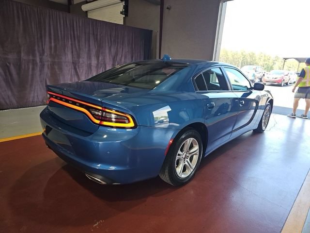 Used 2023 Dodge Charger SXT RWD image 2