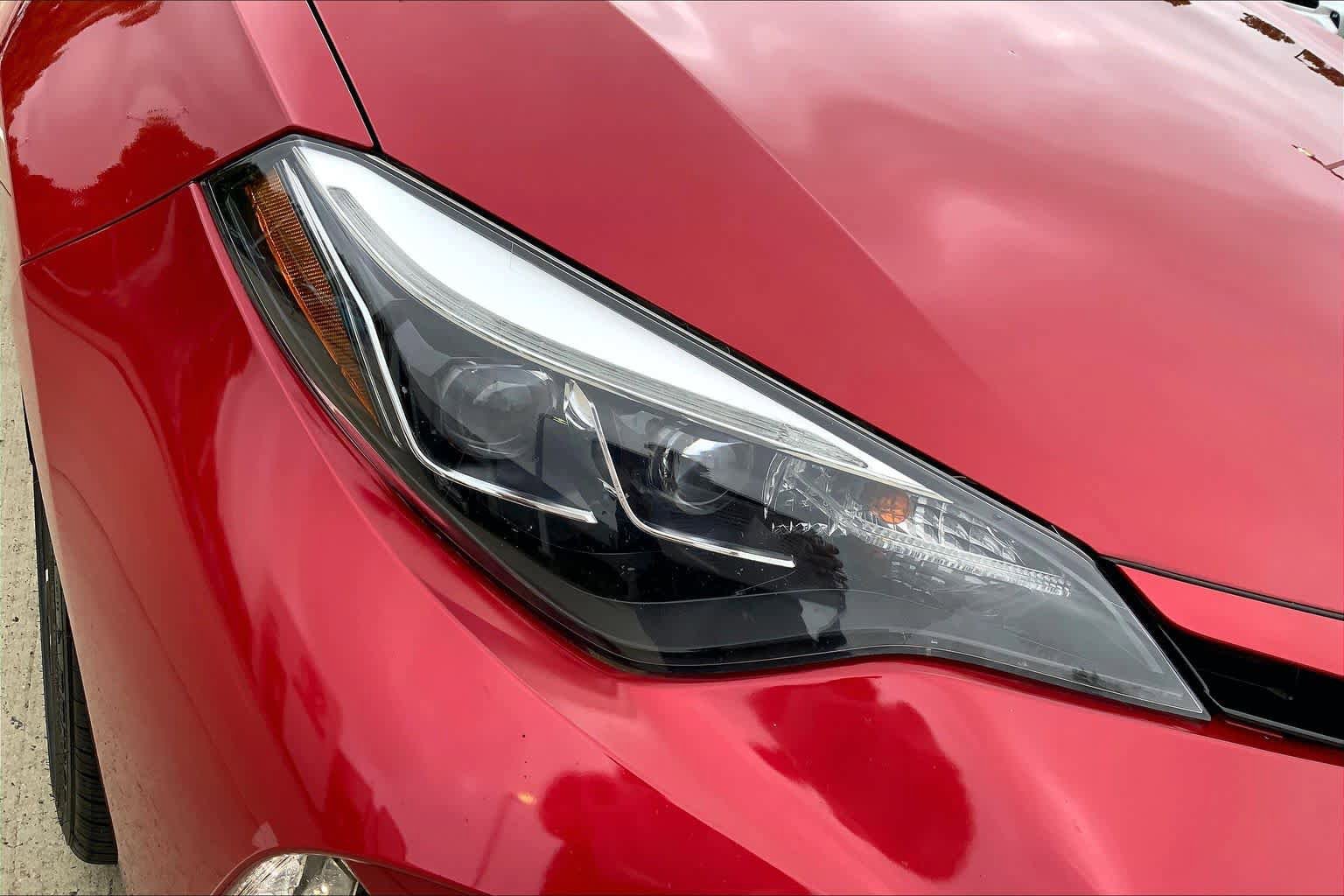 Used 2017 Toyota Corolla SE w/ Carpet Mat Package (TMS) FWD image 26