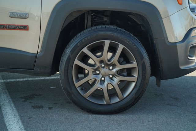 Used 2016 Jeep Renegade 75th Anniversary image 42
