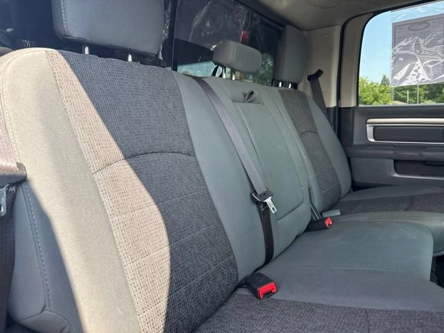 Used 2018 RAM 2500 SLT w/ Black Appearance Group AWD/4WD image 24