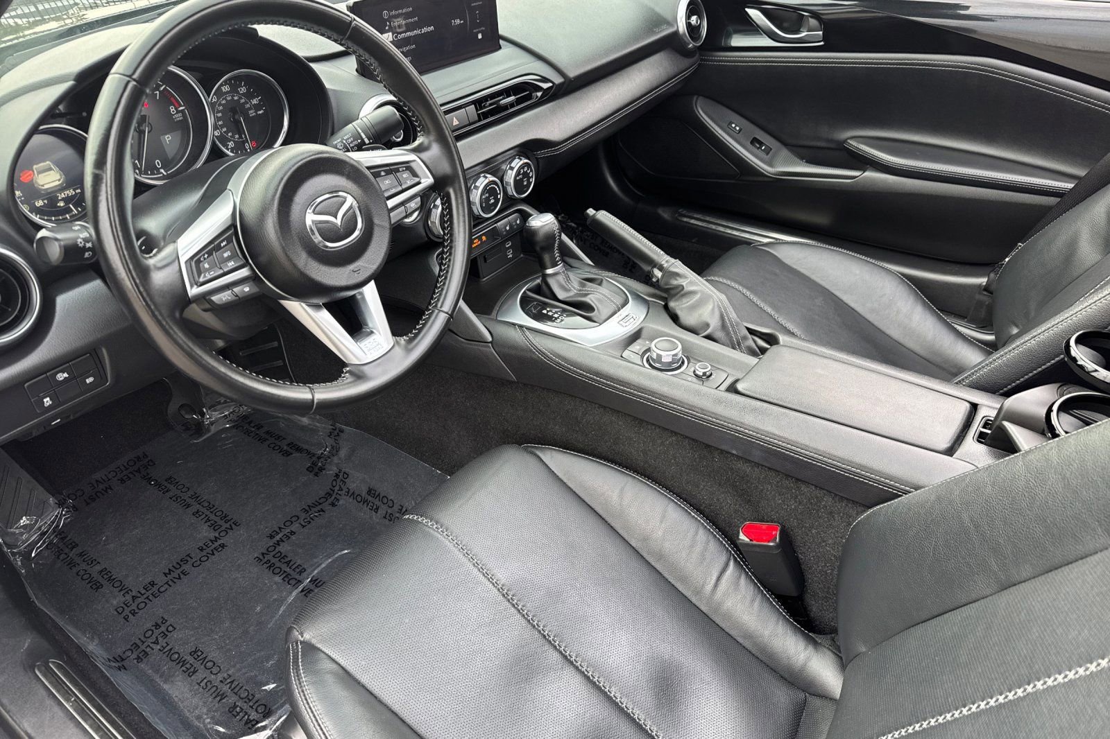 Used 2025 MAZDA MX-5 Miata RF Grand Touring RWD image 11