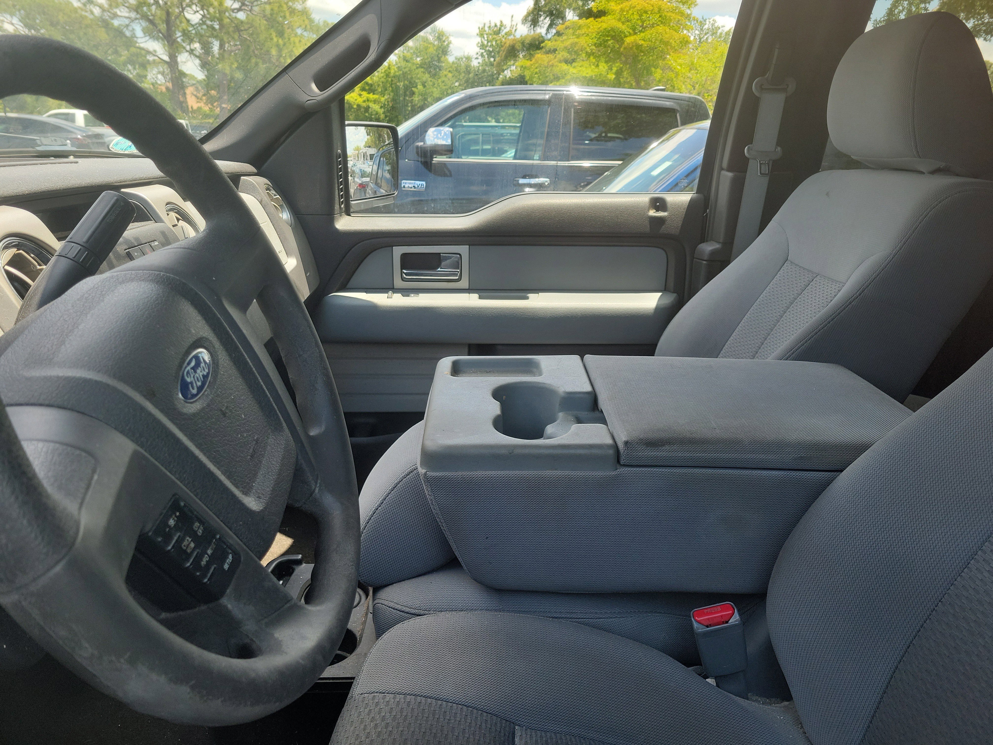 Used 2011 Ford F150 XLT AWD/4WD image 9