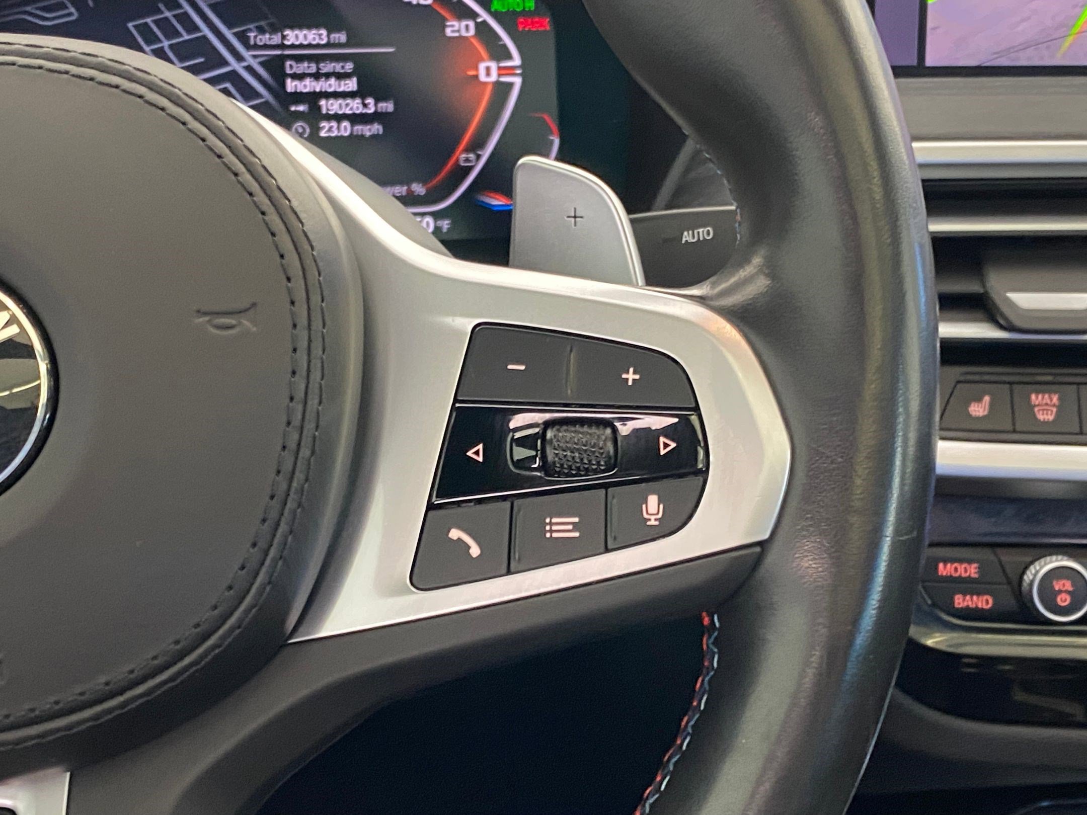 Certified 2023 BMW X4 M40i w/ Premium Package image 30