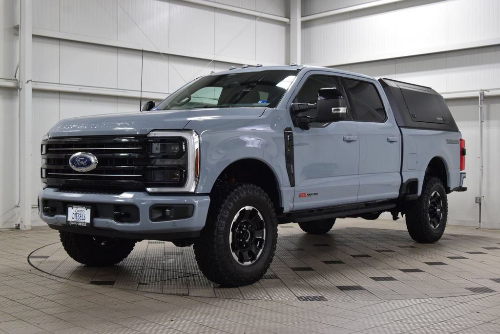 Used 2026 Ford F250 Platinum w/ Tremor Off-Road Package AWD/4WD image 3