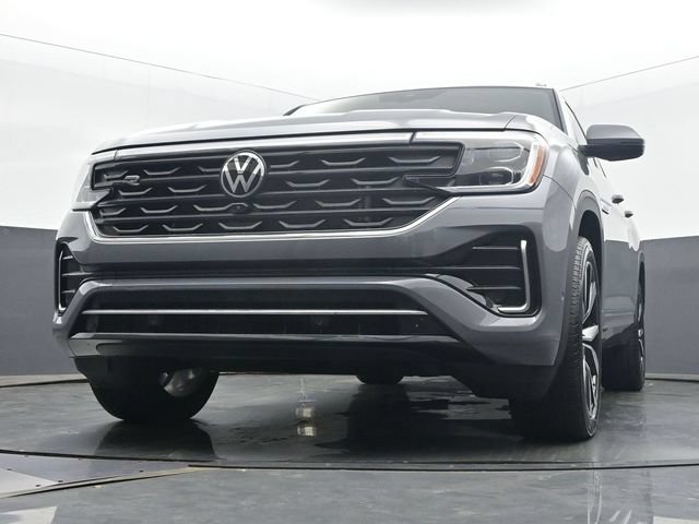 Used 2024 Volkswagen Atlas Cross Sport SEL Premium R-Line AWD/4WD image 44
