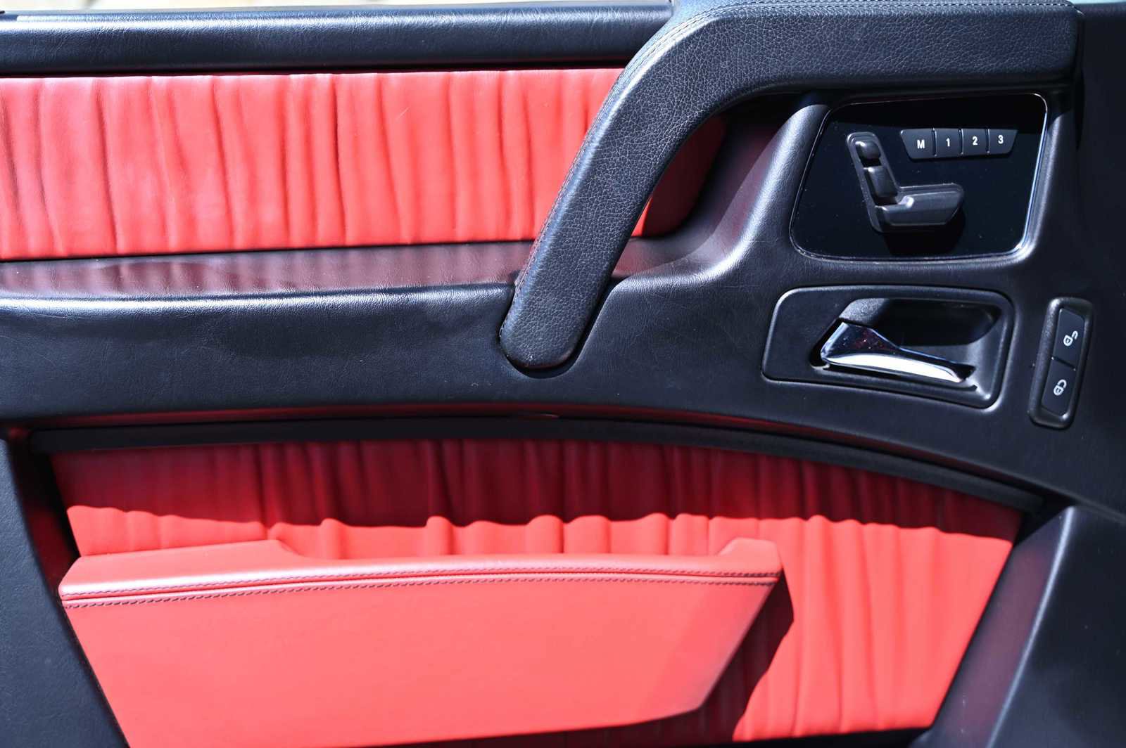 Used 2016 Mercedes-Benz G 550 image 11