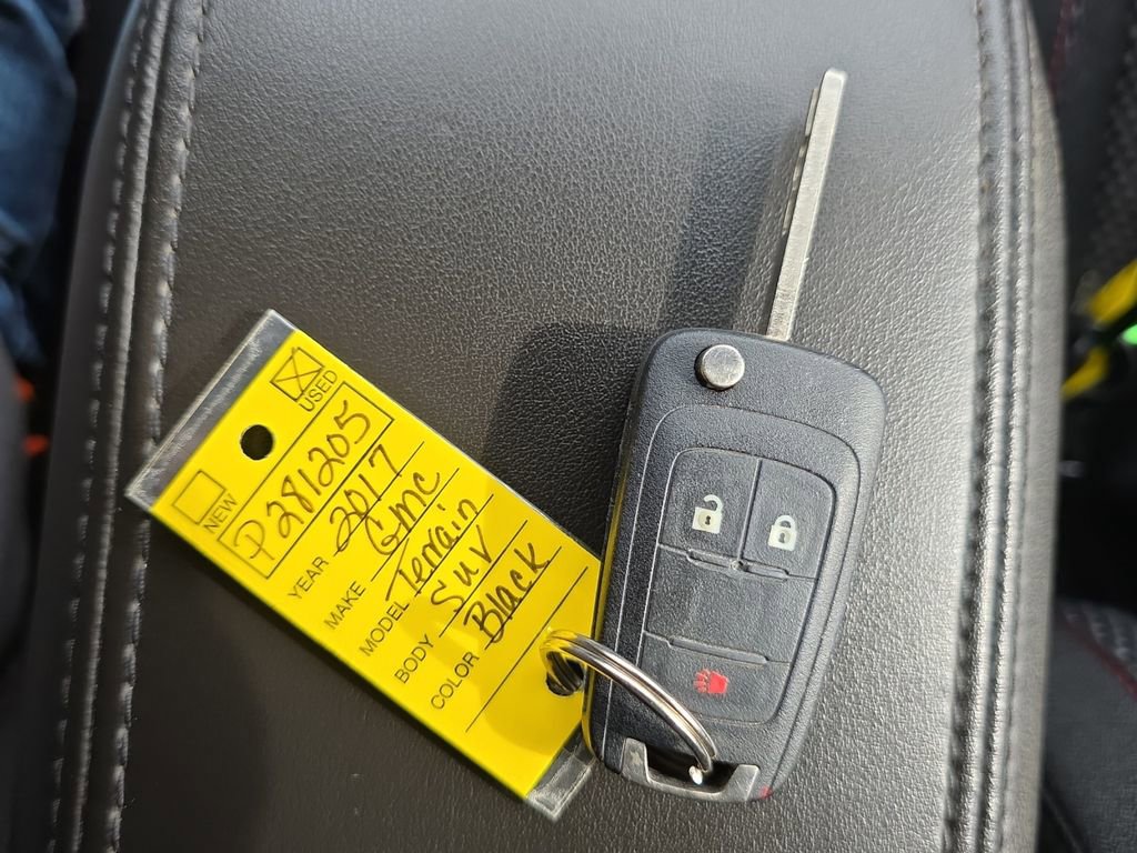 Used 2017 GMC Terrain SLE image 21