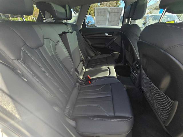 Used 2025 Audi Q5 e Premium Plus w/ Premium Plus Package image 14