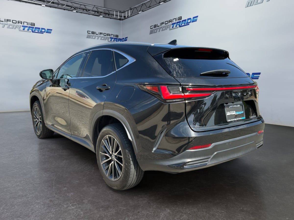Used 2023 Lexus NX 250 FWD image 7