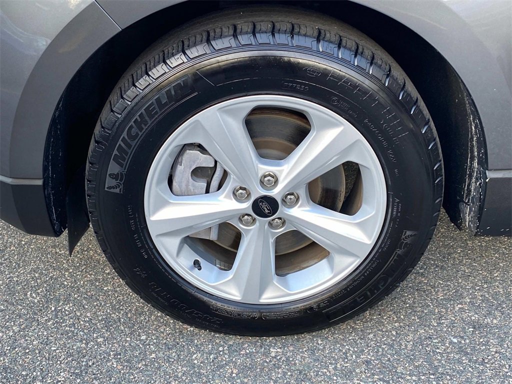 Used 2023 Ford Edge SE image 18