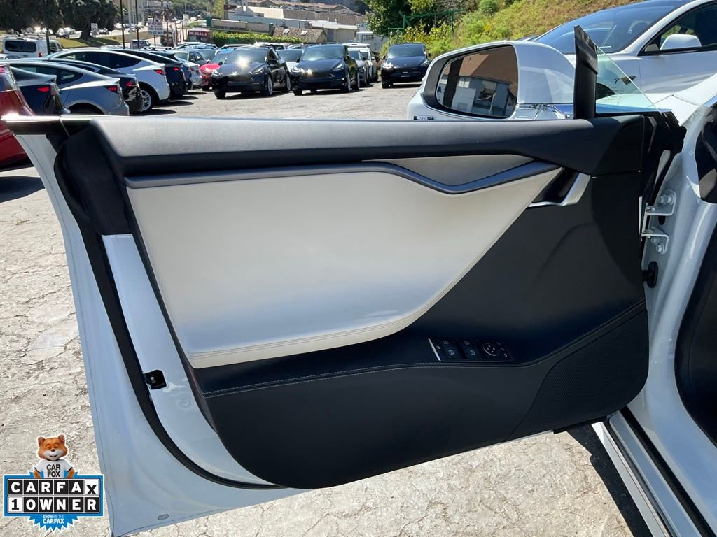Used 2018 Tesla Model S 100D image 23