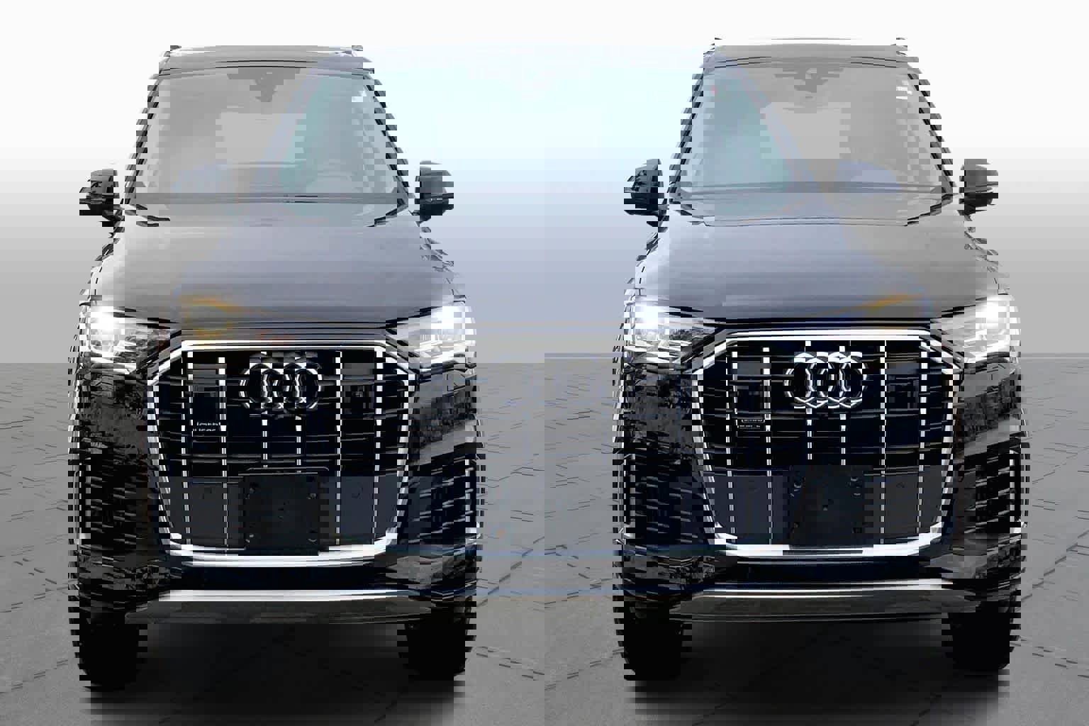 Used 2022 Audi Q7 Premium Plus image 4