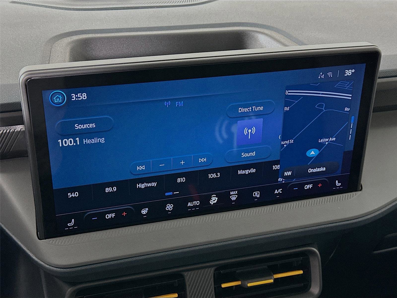 New 2026 Ford Maverick Tremor image 7