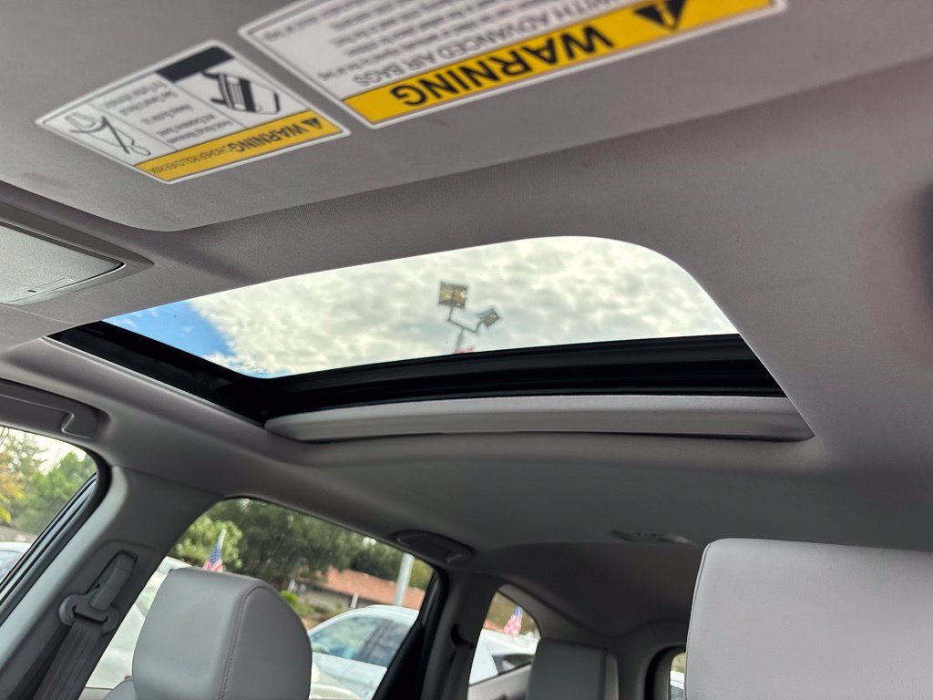 Used 2017 Honda CR-V EX-L image 12