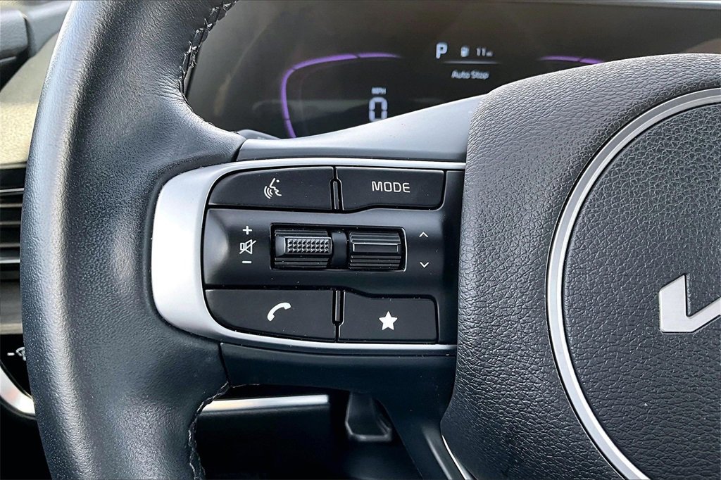Used 2025 Kia Sportage X-Line image 15