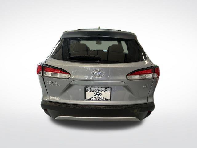 Used 2024 Toyota Corolla Cross LE FWD image 4