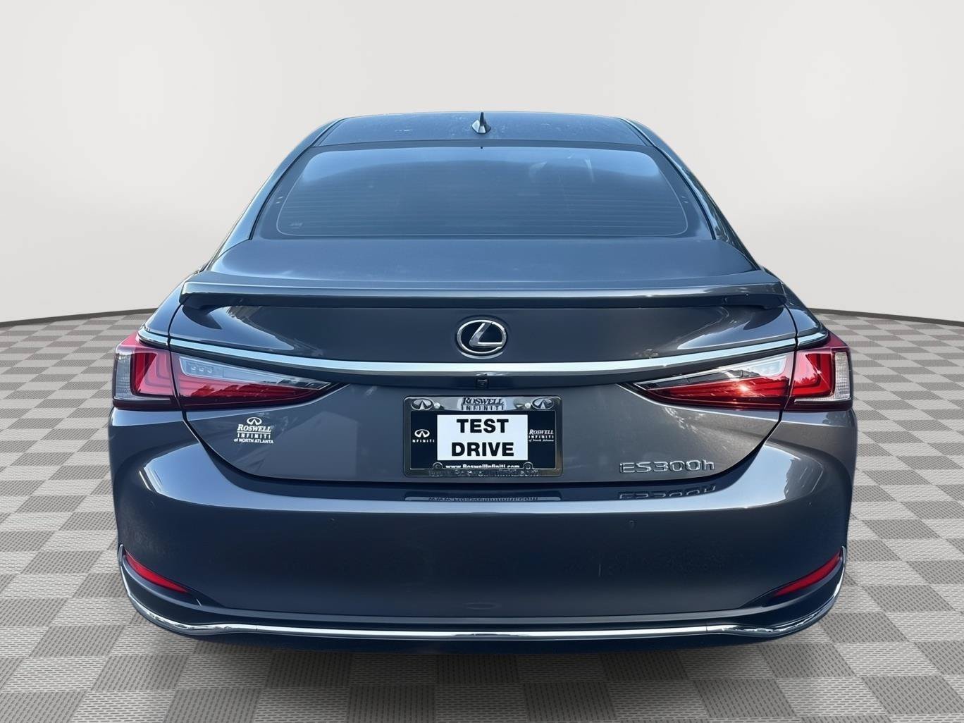 Used 2025 Lexus ES 300h Ultra Luxury w/ Accessory Package (Z2) FWD image 7