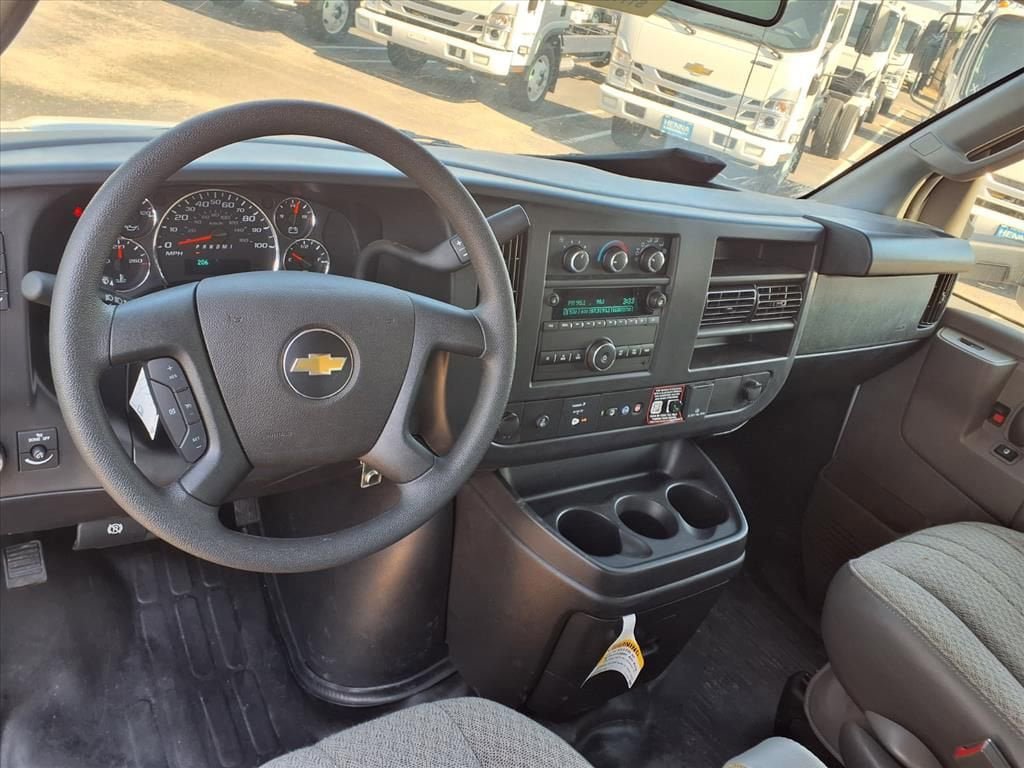 New 2025 Chevrolet Express 3500 w/ Power Convenience Package RWD image 9