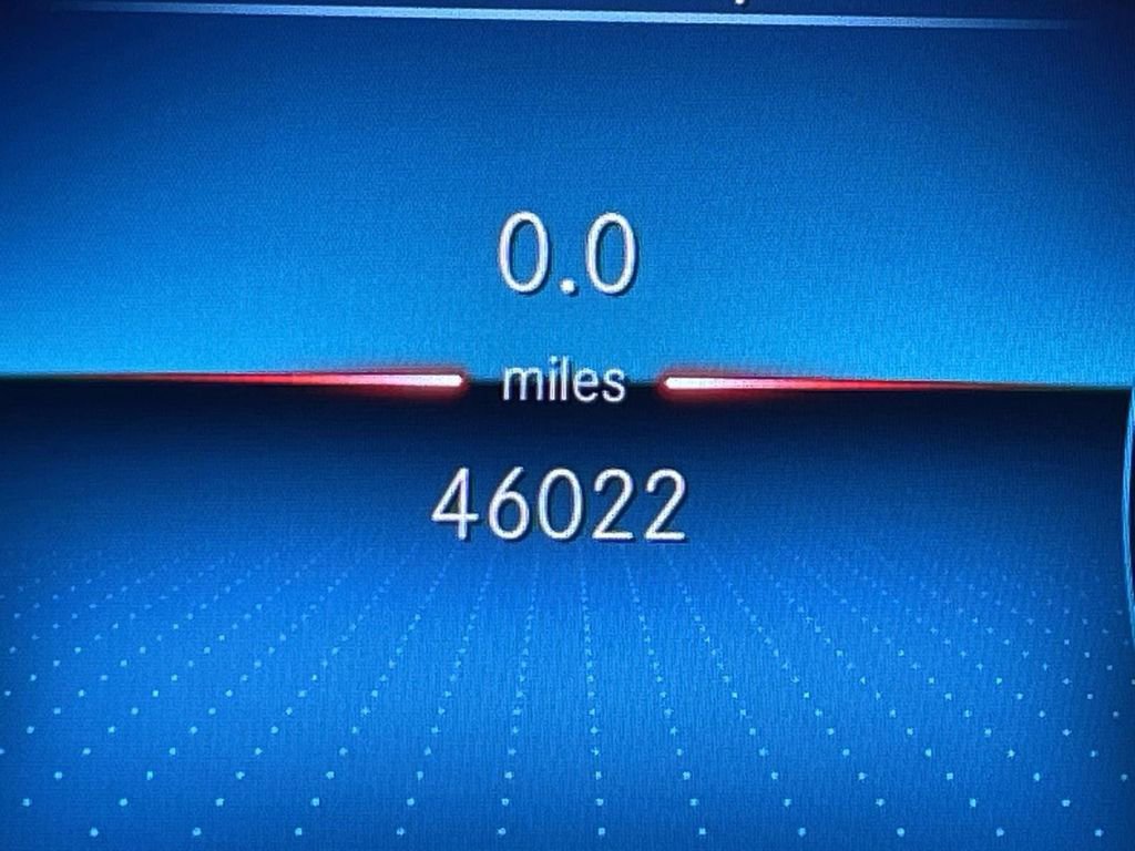 Used 2020 Mercedes-Benz GLE 450 4MATIC image 45