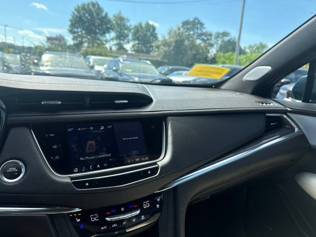 Used 2024 Cadillac XT5 Sportv w/ Technology Package AWD/4WD image 10