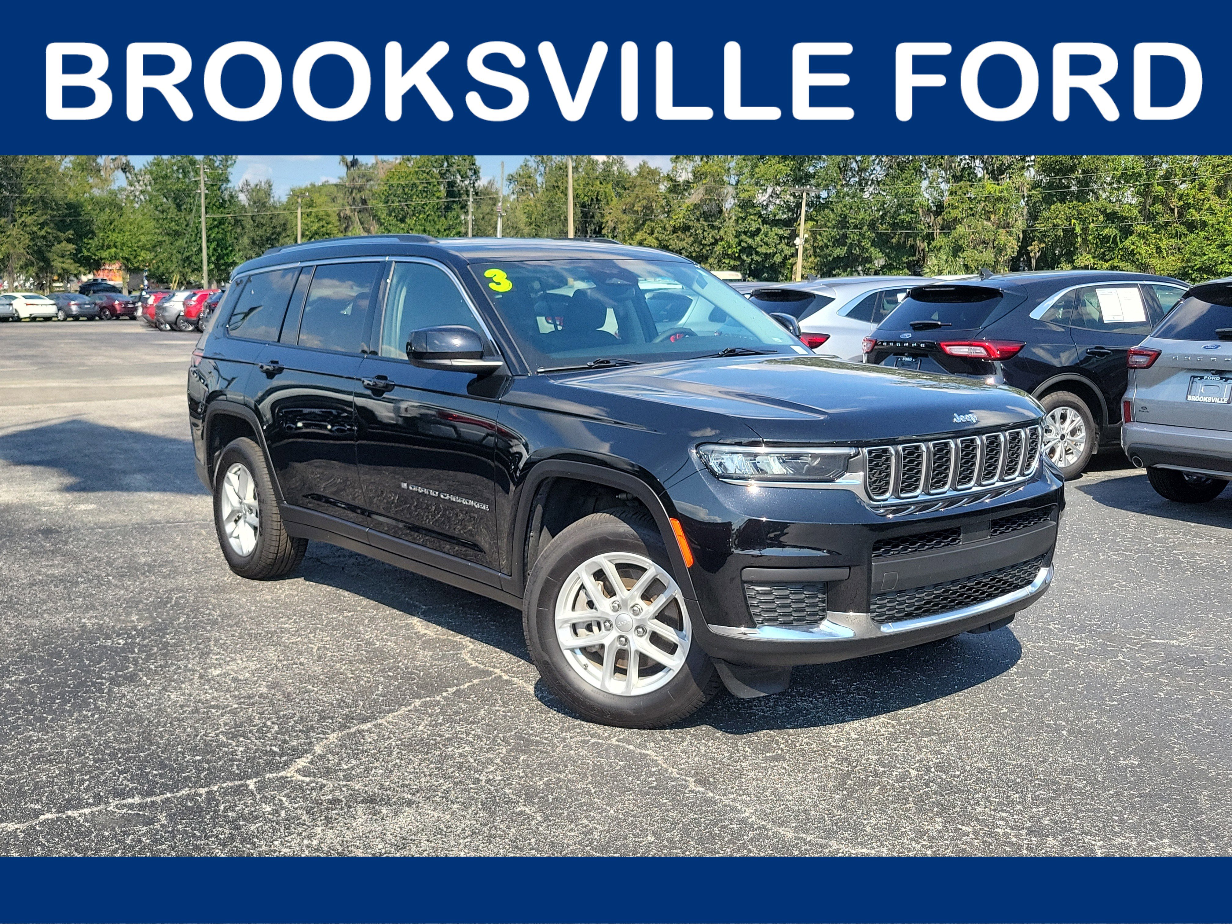Used 2023 Jeep Grand Cherokee L Laredo