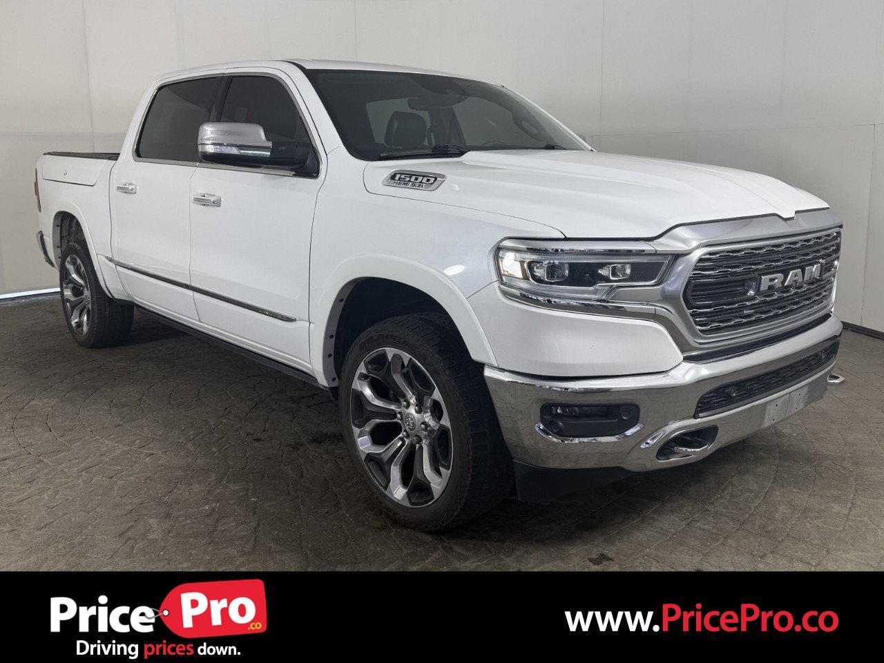 Used 2019 RAM 1500 Limited AWD/4WD image 1