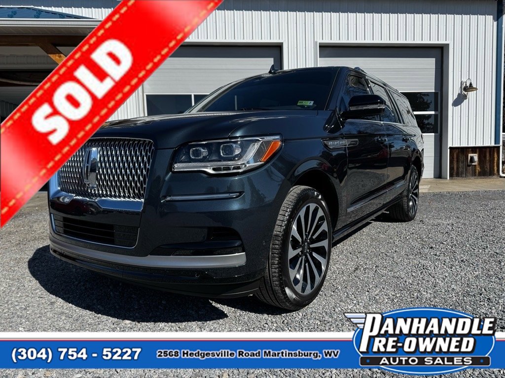 Used 2024 Lincoln Navigator L Reserve AWD/4WD image 1
