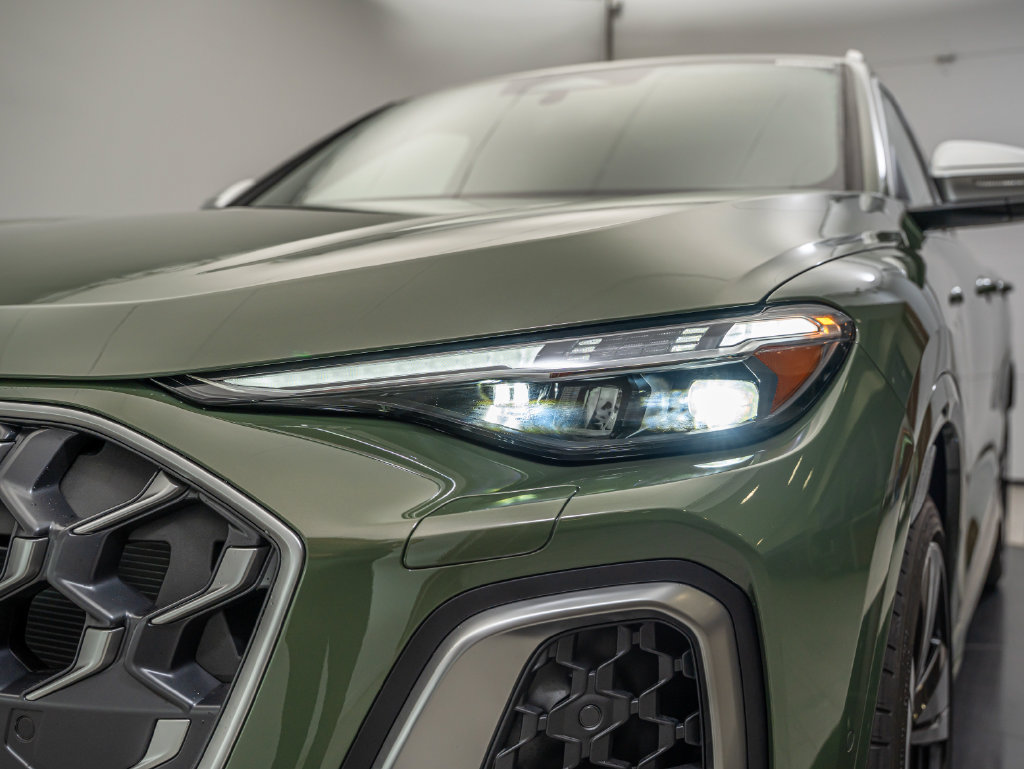 New 2026 Audi SQ5 Prestige AWD/4WD image 12