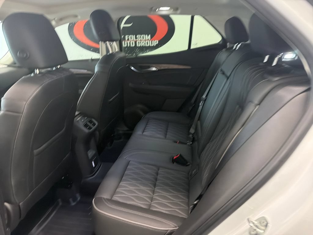 Used 2022 Buick Envision Avenir w/ Technology Package II FWD image 15