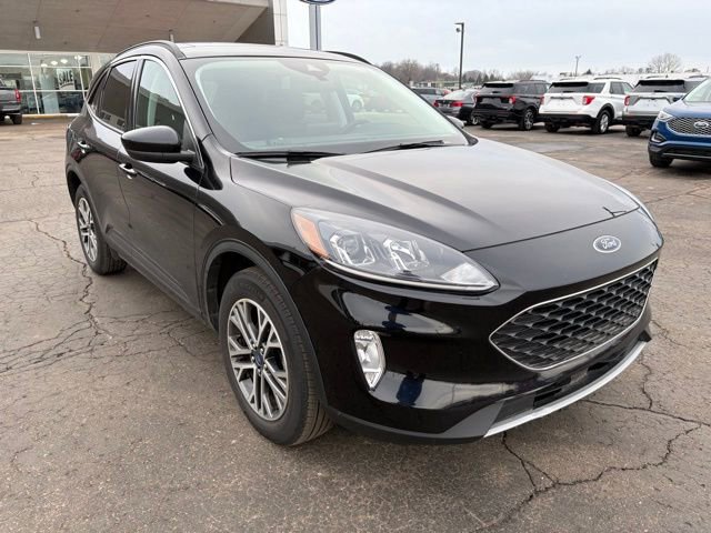 Used 2021 Ford Escape SEL image 4