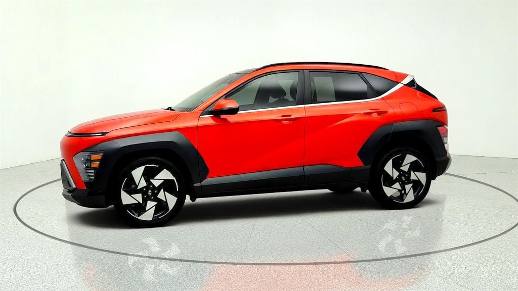 Used 2024 Hyundai Kona Limited FWD image 8