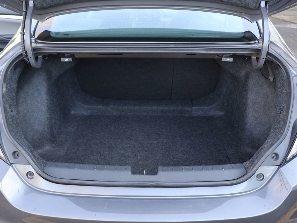 Used 2018 Honda Civic EX-L image 32