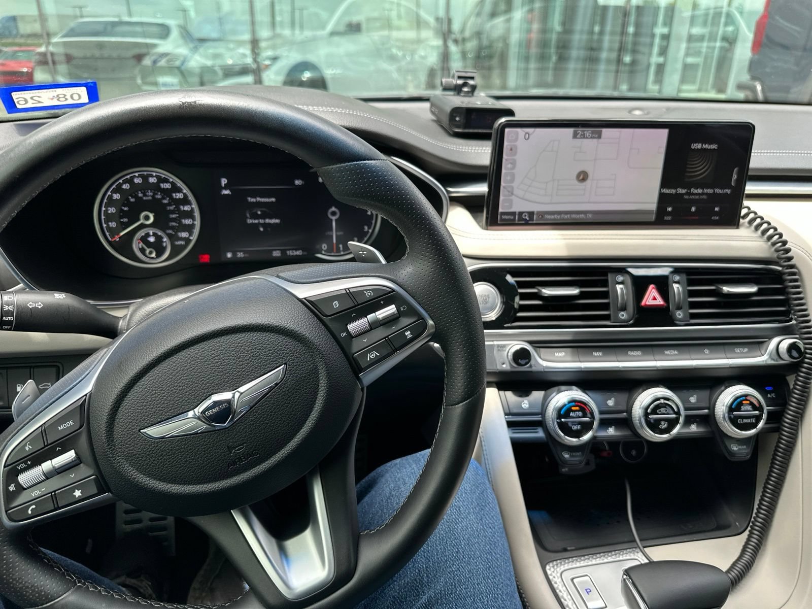 Used 2022 Genesis G70 3.3T RWD image 15