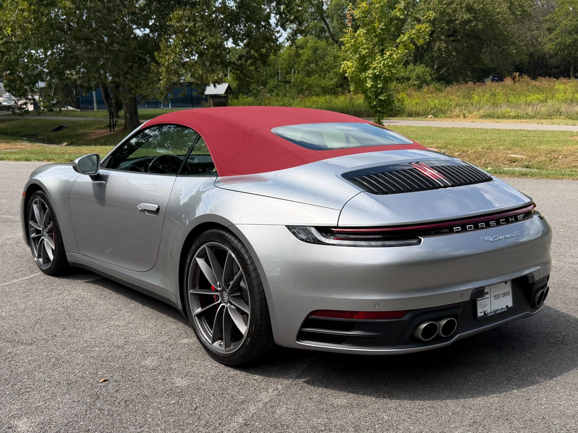 Used 2020 Porsche 911 Carrera S RWD image 16