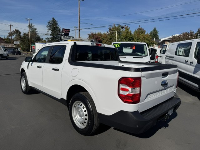 Used 2023 Ford Maverick AWD SuperCrew image 2
