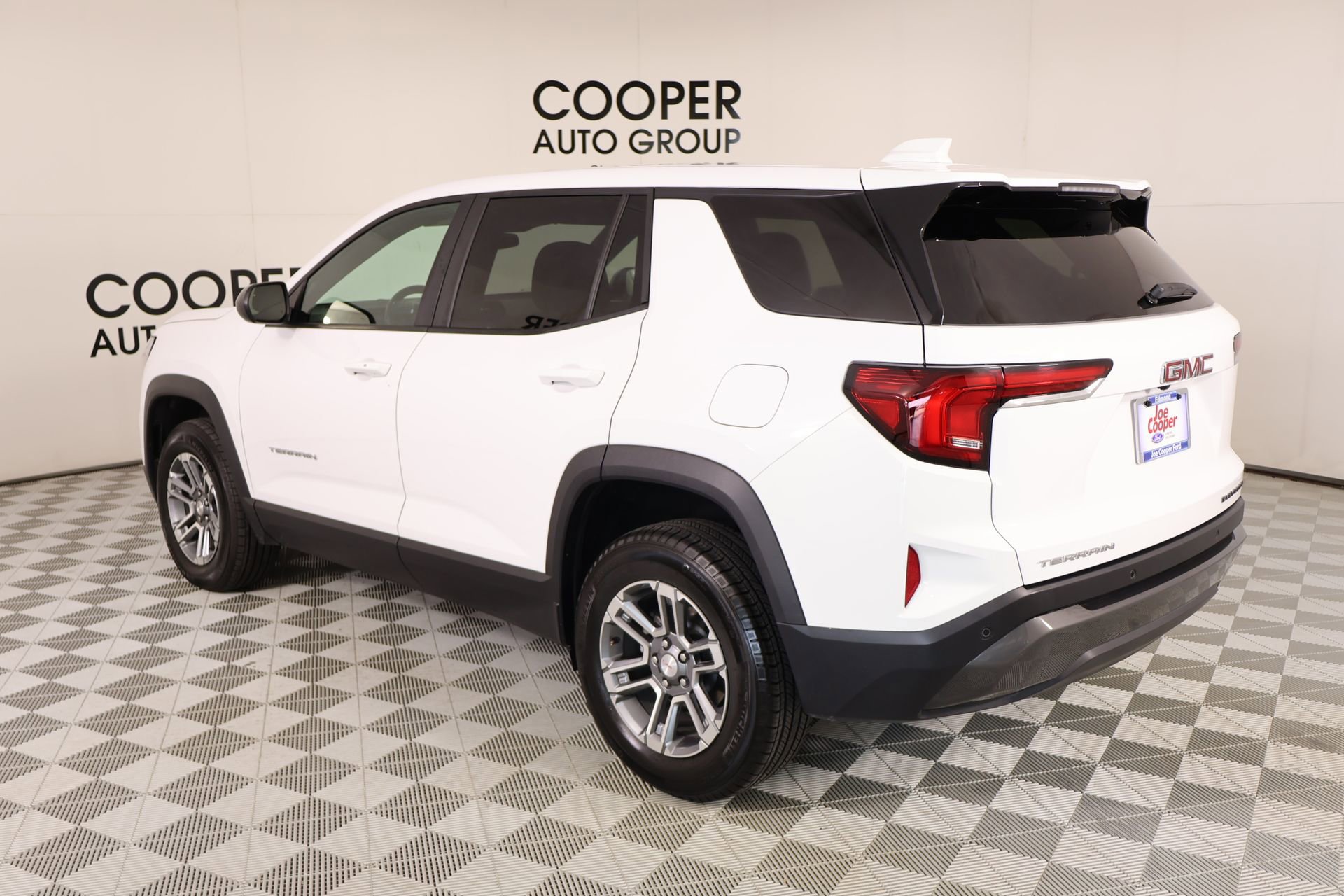 Used 2026 GMC Terrain Elevation FWD image 22