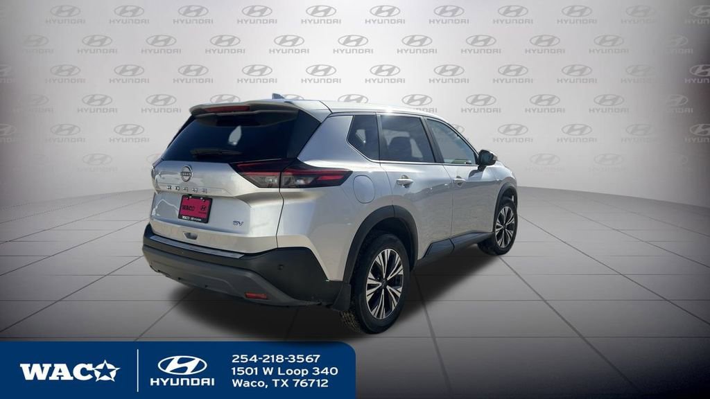 Used 2023 Nissan Rogue SV image 10